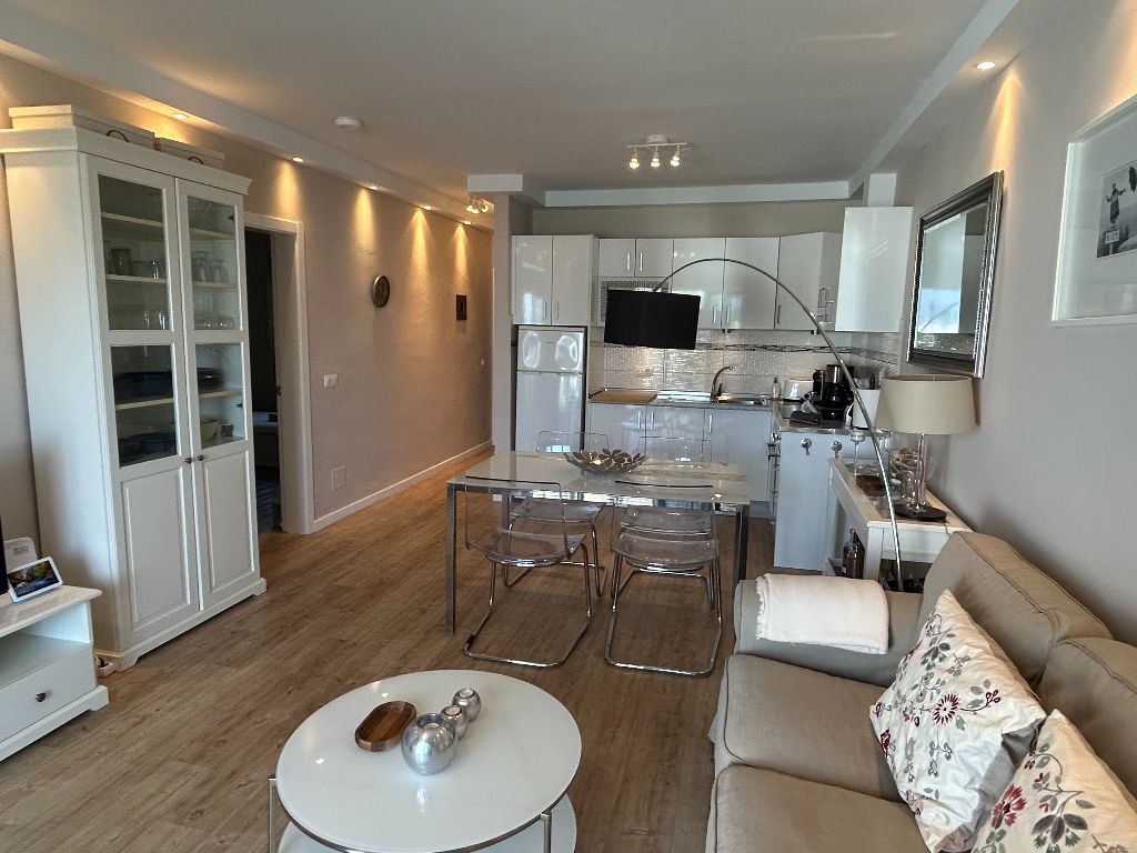 2 bedroom holiday let in Puerto del Carmen
