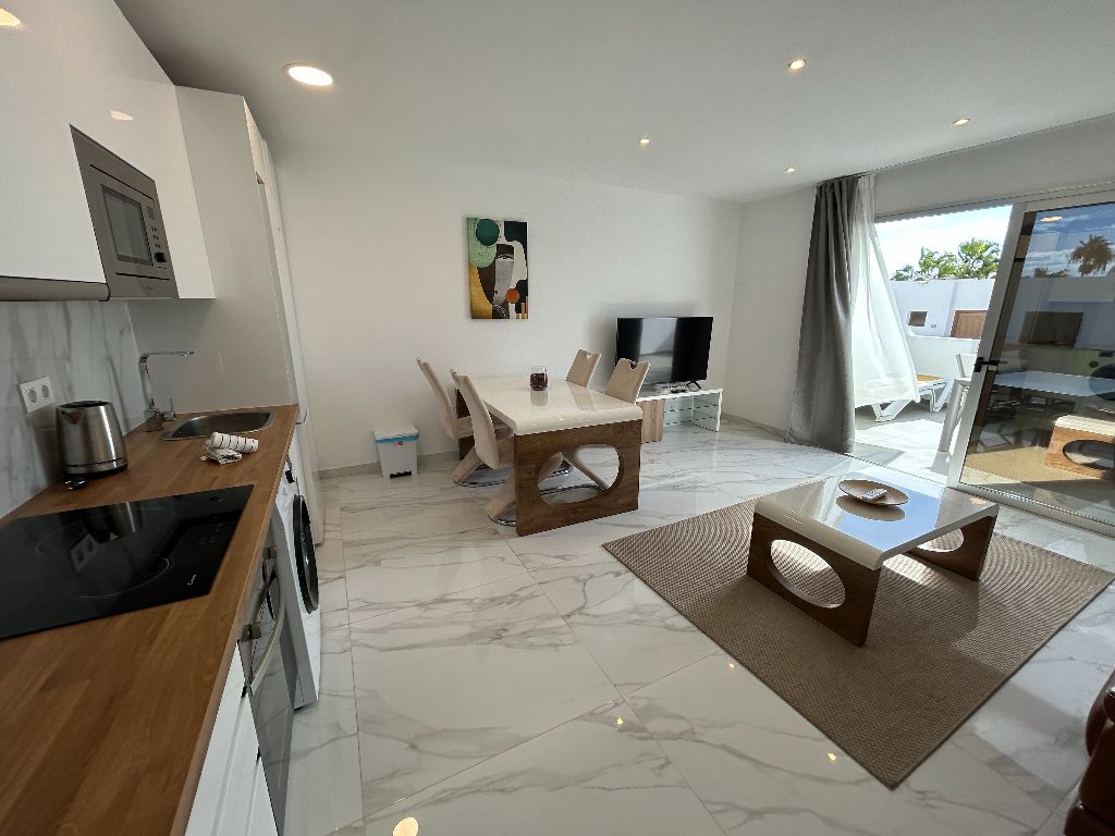 2 bedroom holiday let in Puerto del Carmen