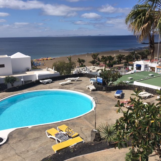 2 bedroom holiday let in Puerto del Carmen