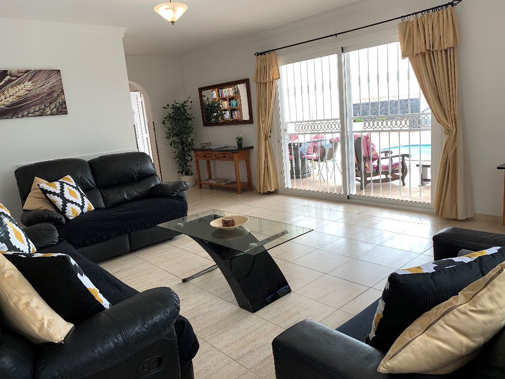 3 bedroom holiday let in Puerto del Carmen
