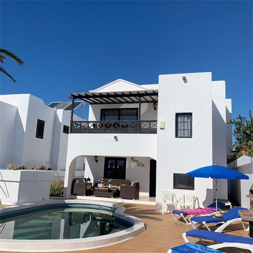 3 bedroom holiday let in Puerto del Carmen