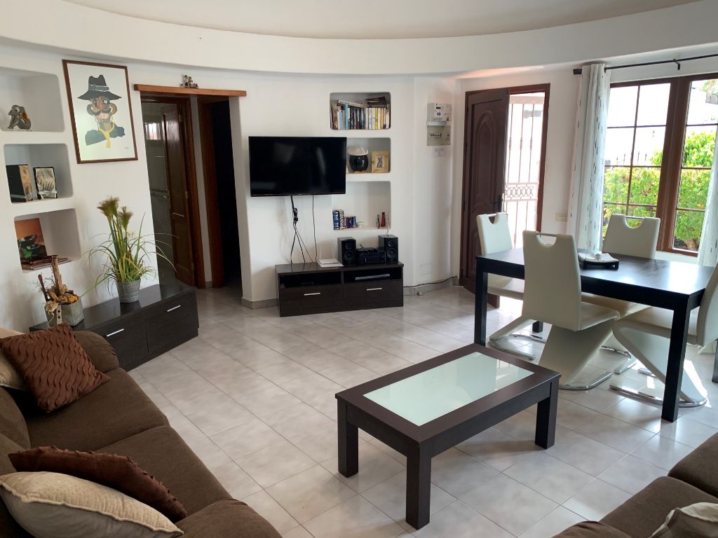 2 bedroom holiday let in Puerto del Carmen
